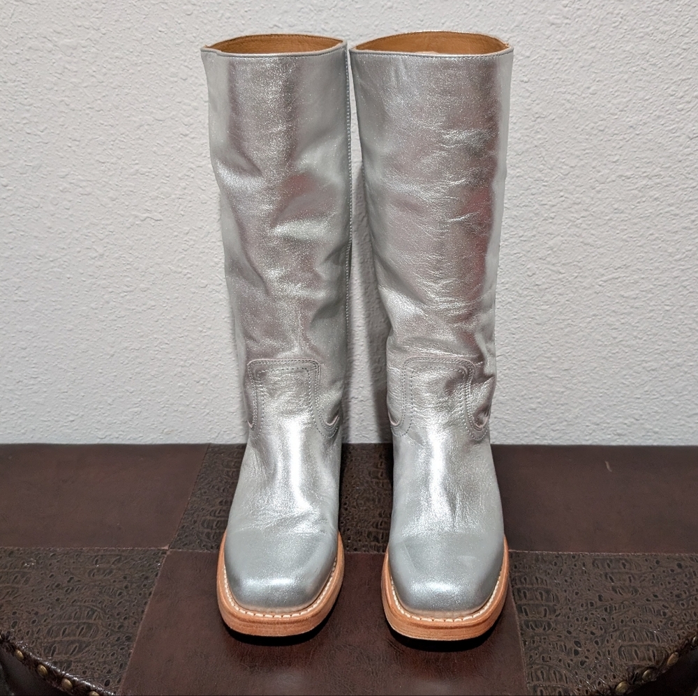 Frye Campus Silver Leather Boots Size 8.5 - Picture 6 of 16